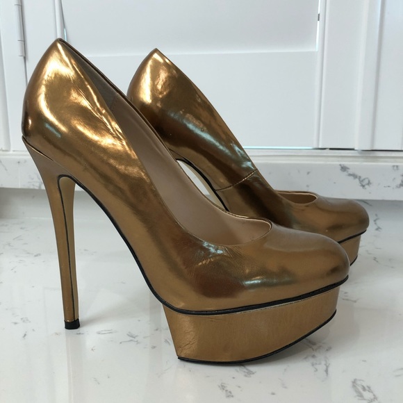 Surprisingly comfy! Metallic platform heels - Picture 6 of 6